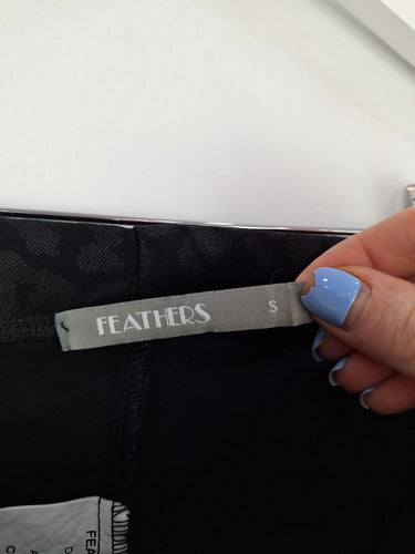 Second-Hand - Feathers Refined Cheetal Print Leggings Size S - SwapUp