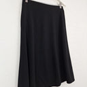 Second-Hand - Vince Classic Black Flowy Skirt Skirt Size S - SwapUp