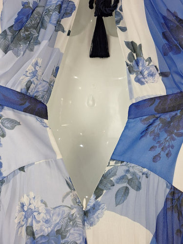 Second-Hand - Lover Rope Tie Halter Blue Floral Maxi Dress Size 12 - SwapUp