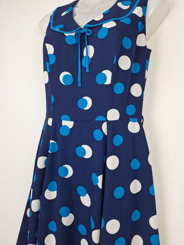 Second-Hand - Review Double dot Navy Dress Size 8 - SwapUp