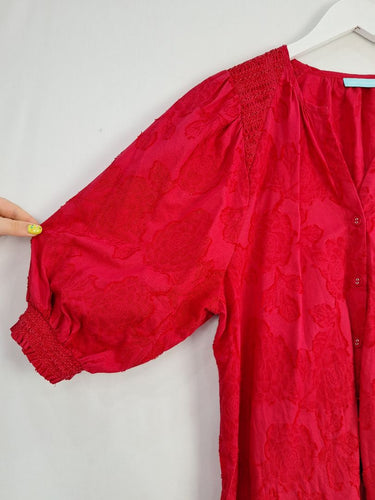 Second-Hand - Blue Illusion Rose Textured Shirred Shoulder Blouse Size M - SwapUp