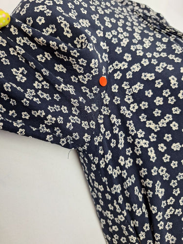 Second-Hand - Witchery Navy Ditsy Floral Maxi Dress Size 10 - SwapUp