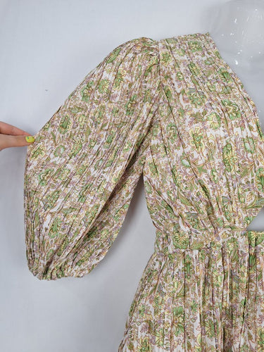 Second-Hand - Kinney Garden Paisley Pleated Puff Dress Size M - SwapUp