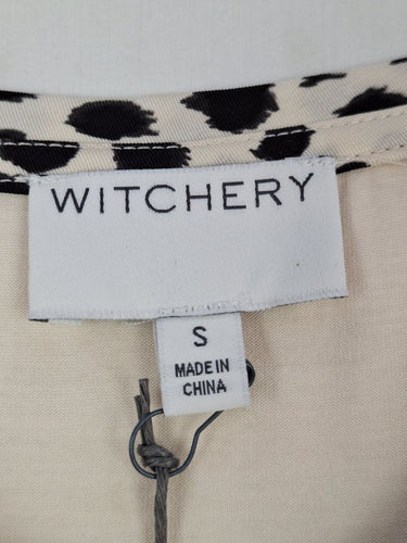 Second-Hand - Witchery Light Weight Animal Print Singlet Top Size S - SwapUp