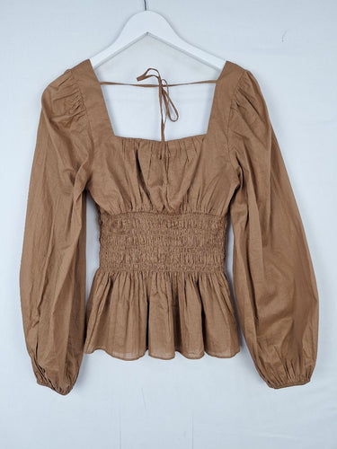 Second-Hand - Witchery Square Neck Shirred Peplum Top Size 8 - SwapUp