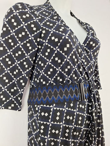 Second-Hand - Sacha Drake Bold Geometric Midi Dress Size 12 - SwapUp