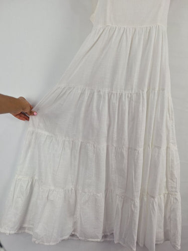 Second-Hand - Billabong Dainty White Tiered Maxi Dress Size S - SwapUp