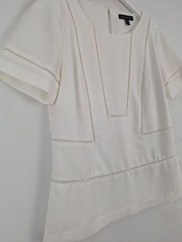 Second-Hand - Banana Republic White Lace Trim Detail Top Size S - SwapUp