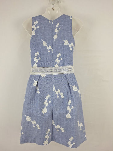 Second-Hand - Marcs Cherry Blossom Sky Lace Waist Dress Size 8 - SwapUp