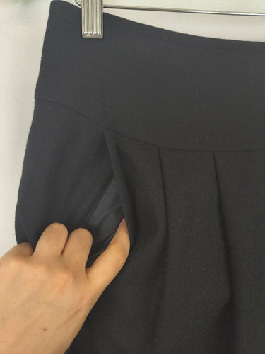 Second-Hand - Anna Thomas Sweet Wool Pleat Mini Skirt Size 10 - SwapUp