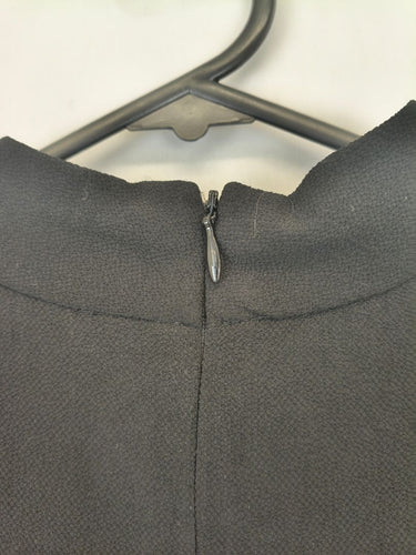 Second-Hand - Wayf Keyhole Cut Out Crepe Blouse Size XS - SwapUp