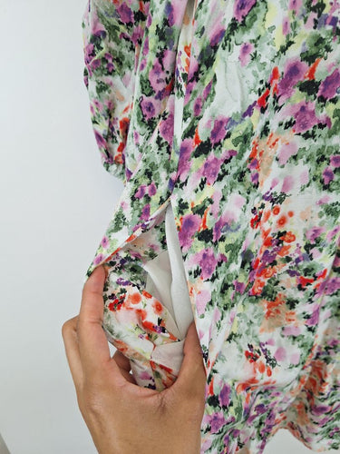 Second-Hand - Stockholm Atelier & Other Stories Whimsical Garden Flowy Top Size M - SwapUp