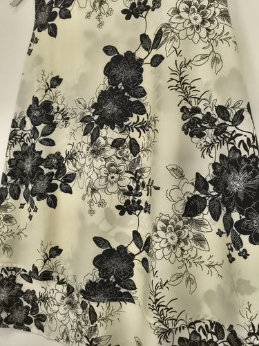 Second-Hand - Assorted Brands B&W Floral Layer Blouse Size L - SwapUp