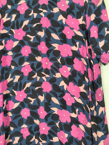 Second-Hand - Mister Zimi Pink Pop Floral Long Line Top Size 10 - SwapUp