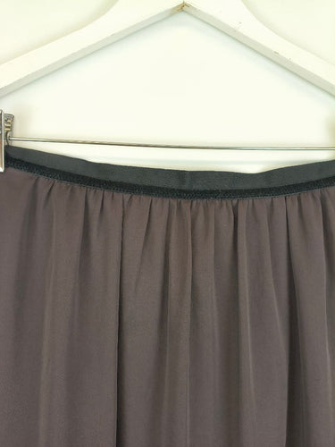 Second-Hand - Gap Chic Chocolate Velvet Edge Mini Skirt Size 10 - SwapUp