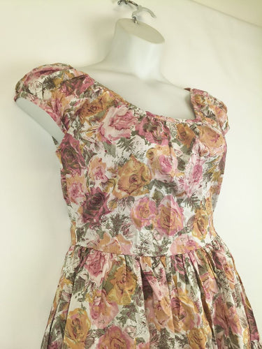 Second-Hand - Lazybones Retro Floral Summer Midi Dress Size - SwapUp