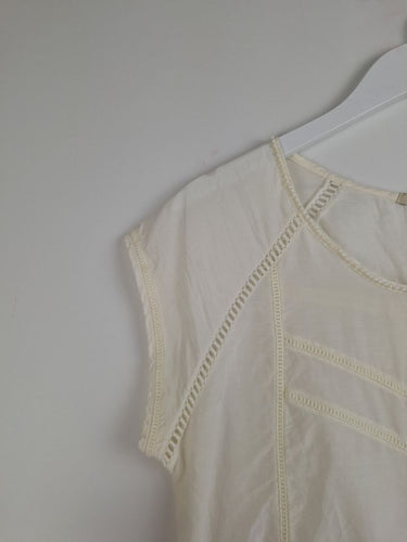 Second-Hand - Maison Scotch Cream Beaded Detail Top Size M - SwapUp