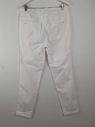 Second-Hand - BASLER White Denim Julienne Pants Size 12 - SwapUp