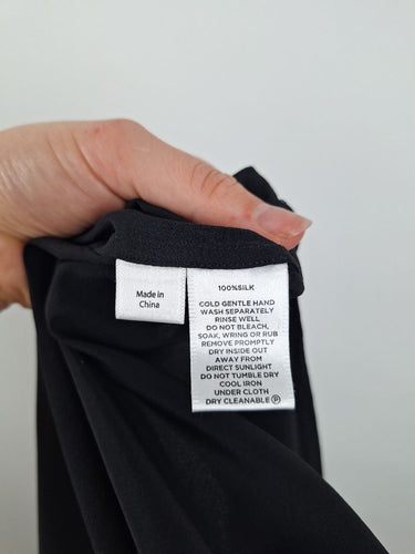 Second-Hand - Sportscraft Pure Silk Noir Midi Dress Size 8 - SwapUp