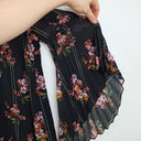Second-Hand - Cue Bouquet Bell Sleeve Blouse Size 16 - SwapUp