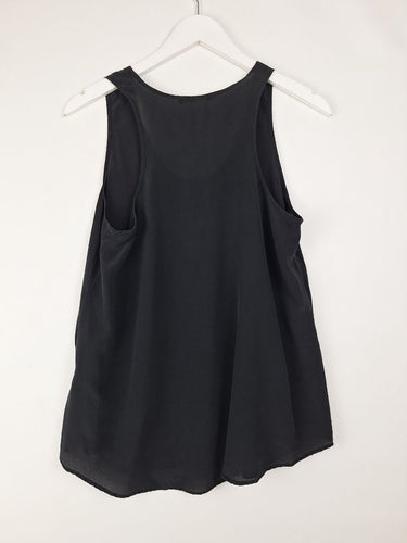 Second-Hand - Katie Hosking Classic Staple Elevated Tank Top Size M - SwapUp