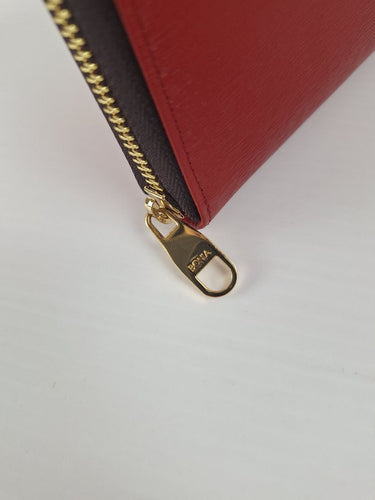 Second-Hand - Bonia Wine Red Zip Wallet - SwapUp