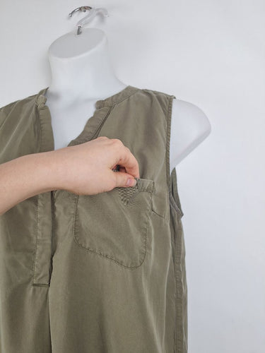 Second-Hand - Decjuba Stonewash Olive Long Top Size 14 - SwapUp