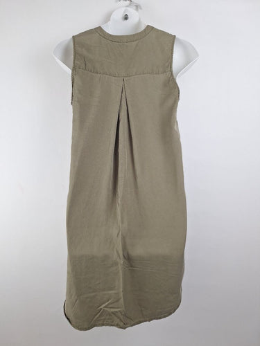 Second-Hand - Decjuba Stonewash Olive Long Top Size 14 - SwapUp