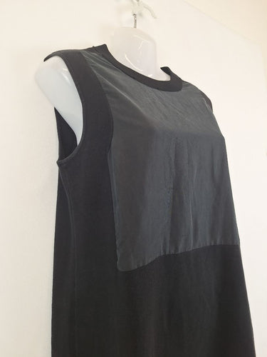 Second-Hand - COS Contrast Panel Knit Mini Dress Size S - SwapUp