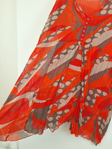 Second-Hand - TS Sheer Eclectic Long Blouse Size 24 - SwapUp