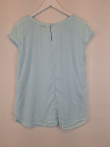 Second-Hand - Country Road Ice Blue Capped Sleeve Everyday Essential Top Size S - SwapUp