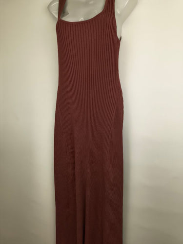 Second-Hand - Witchery Terracotta Ribbed Maxi Dress Size S - SwapUp