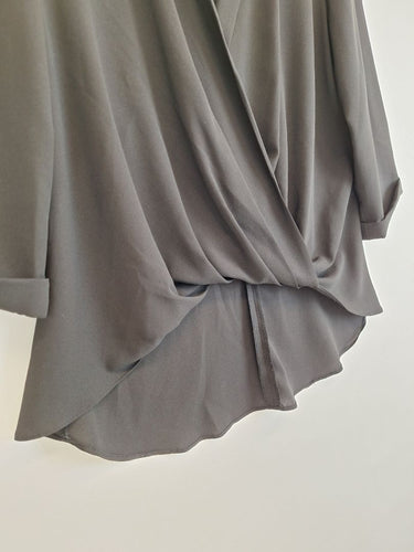 Second-Hand - Veronika Maine Keyhole Back Soft Twist Blouse Size 8 - SwapUp