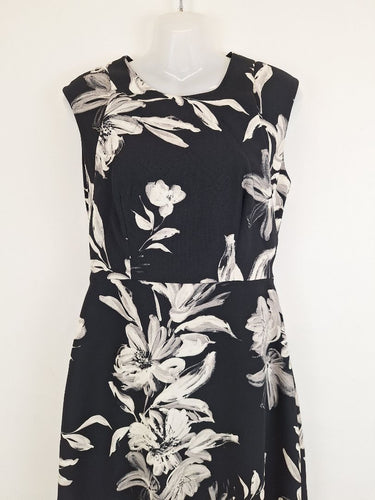 Second-Hand - Veronika Maine Split Shoulder Floral Midi Dress Size 8 - SwapUp