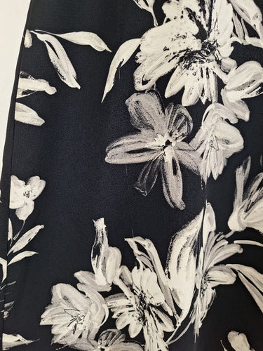 Second-Hand - Veronika Maine Split Shoulder Floral Midi Dress Size 8 - SwapUp