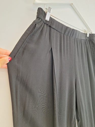 Second-Hand - Witchery Relaxed Crepe Jogger Pants Size 12 - SwapUp
