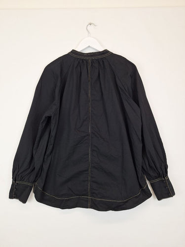 Second-Hand - Country Road Contrast Stitch Luxe Blouse Size 12 - SwapUp