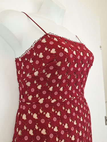 Second-Hand - Talulah Merlot Floral Lace Midi Dress Size M - SwapUp