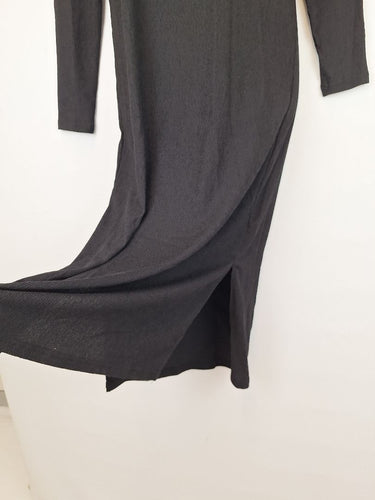 Second-Hand - Monki Body Con Heart Cut Out Midi Dress Size XS - SwapUp