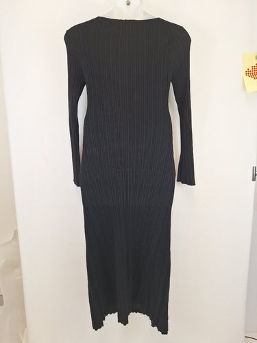Second-Hand - Pilgrim Black Ribbed Knit Dress Size XL - SwapUp