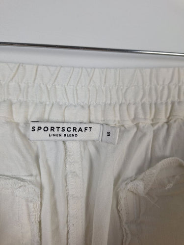 Second-Hand - Sportscraft White Essential Summer Shorts Size 18 - SwapUp