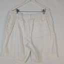 Second-Hand - Sportscraft White Essential Summer Shorts Size 18 - SwapUp
