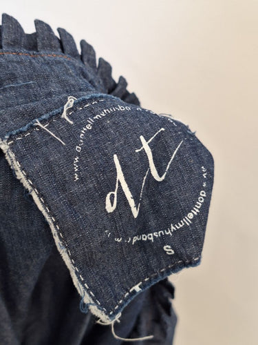 Second-Hand - Donttellmyhusband Dark Wash Chambray Puff Sleeve Dress Size S - SwapUp