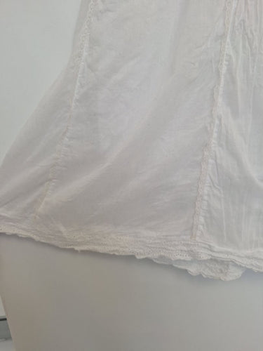 Second-Hand - Assorted Brands White Lace Maxi Dress Size M - SwapUp