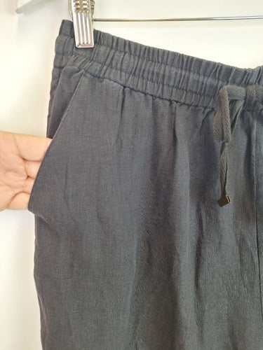 Second-Hand - Piper Casual Weekender Linen Shorts Size 12 - SwapUp