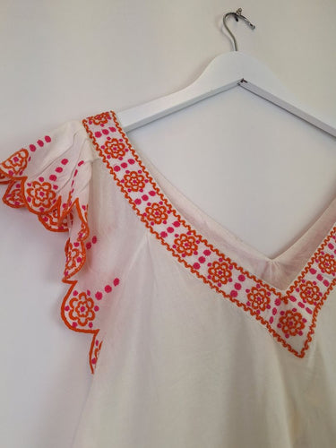 Second-Hand - Adrift Rivka Frilled & Embroidered Top Size XXL - SwapUp