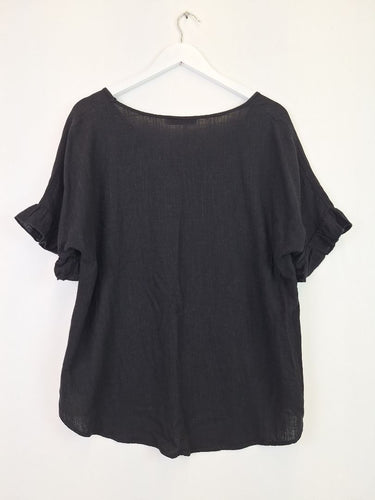 Second-Hand - Atmos & Here Floaty Frilled Noir Top Size 14 - SwapUp