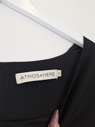 Second-Hand - Atmos & Here Sophisticated Dual Layer Top Size 16 - SwapUp