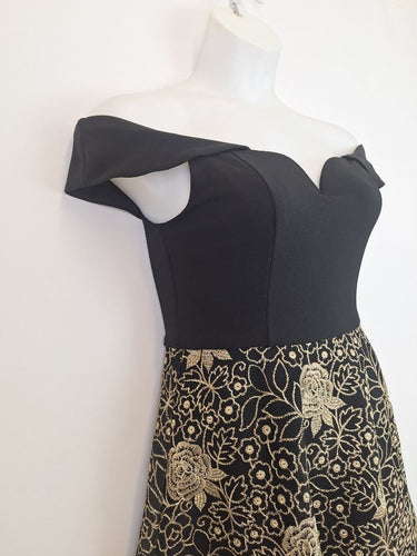 Second-Hand - Review Golden Floral Off Shoulder Midi Dress Size 12 - SwapUp