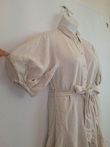 Second-Hand - Witchery Essential Chalk White Linen Godet Skirt Dress Size 12 - SwapUp